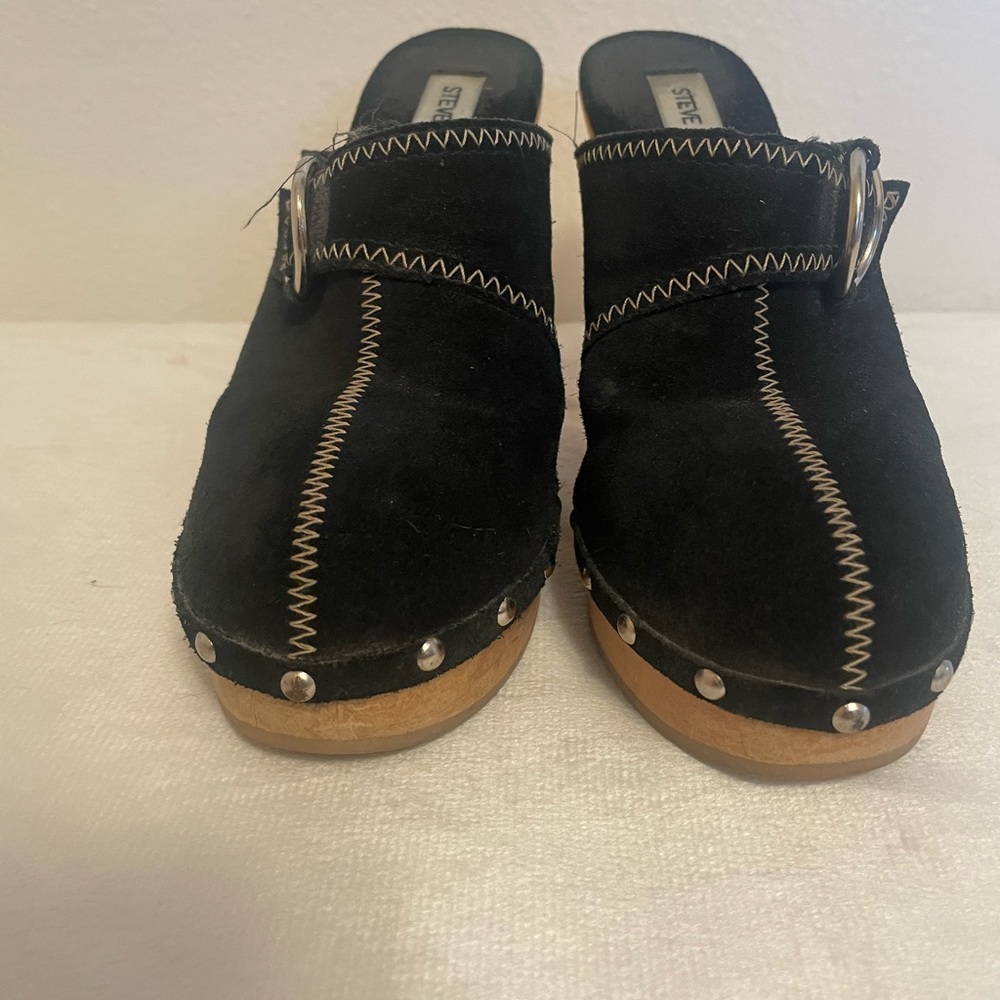 Steve Madden Y2K clogs